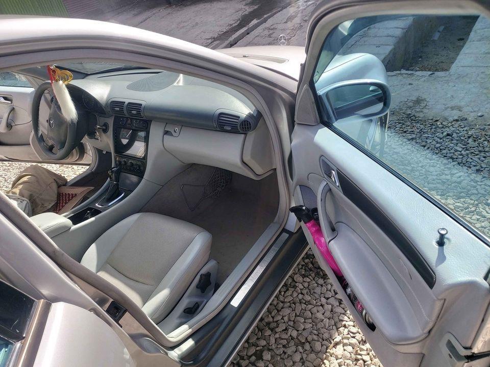 Mercedes-Benz-2003-0786727271