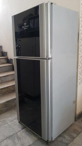 یخچال Dawlance پاکستانی کاملا" فعال 0729795600