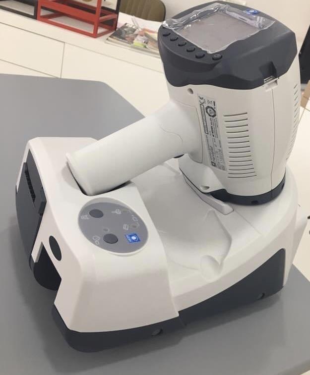 Nidek-HandyRef-K-Handheld-Ref-Keratometer