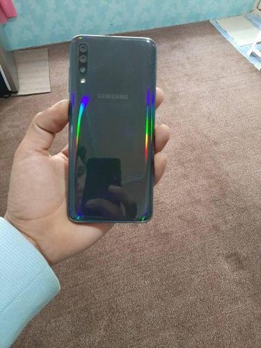 فروش گوشی A50اصلی همه کارش چک به زمانت128جیب حافظ