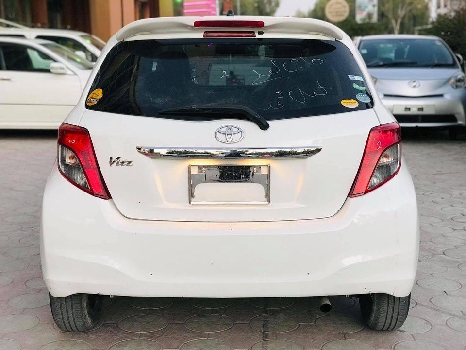 Toyota-Vitz