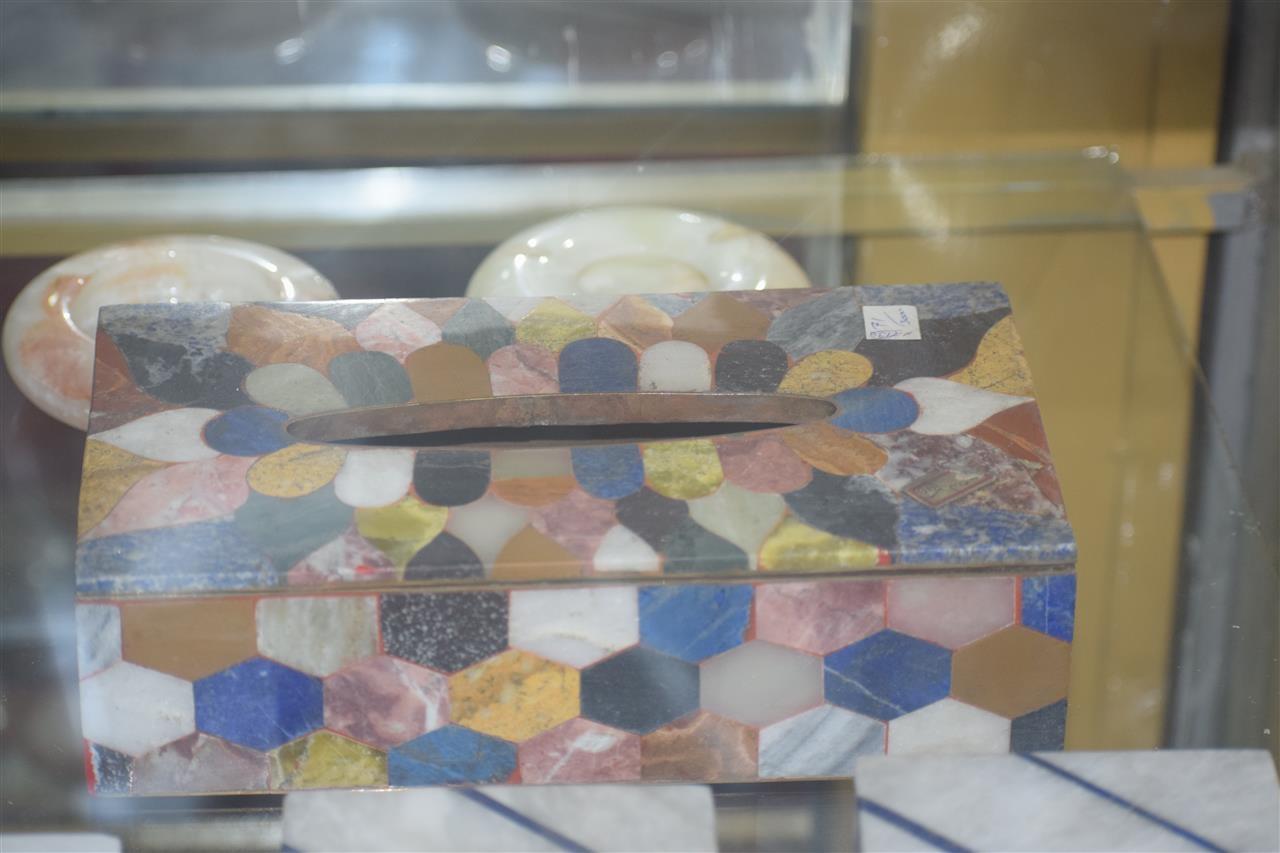 اجناس-زینتی-خانه-از-لاجورد