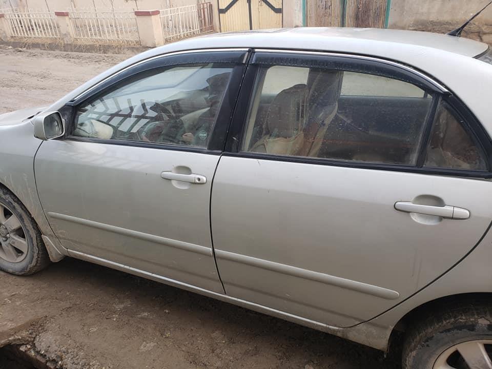 Toyota-Corolla-2004