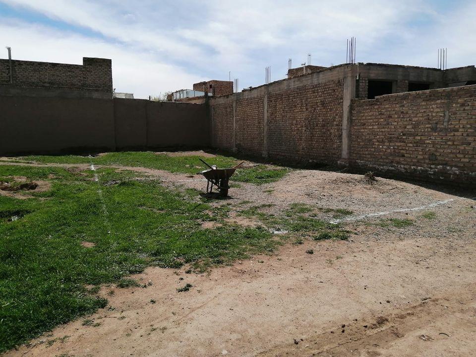 زمین-فروشی