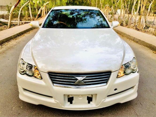 Mark X ماډل 2004 انجن 3000Cc Premium رنګ پلوایټ ژړ لید