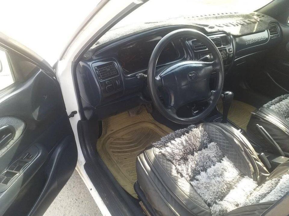 کرولا-کانادایی