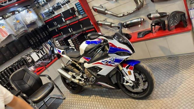 2020 bmw s1000rr whatsapp +971557325643