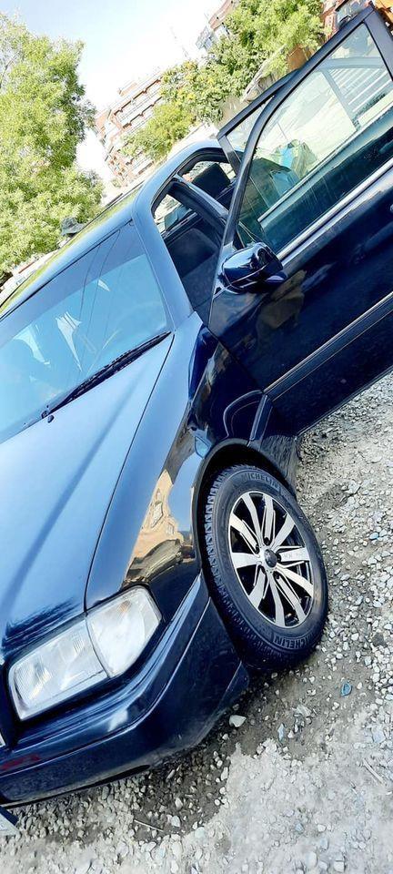 1997-Mercedes-Benz-C-200