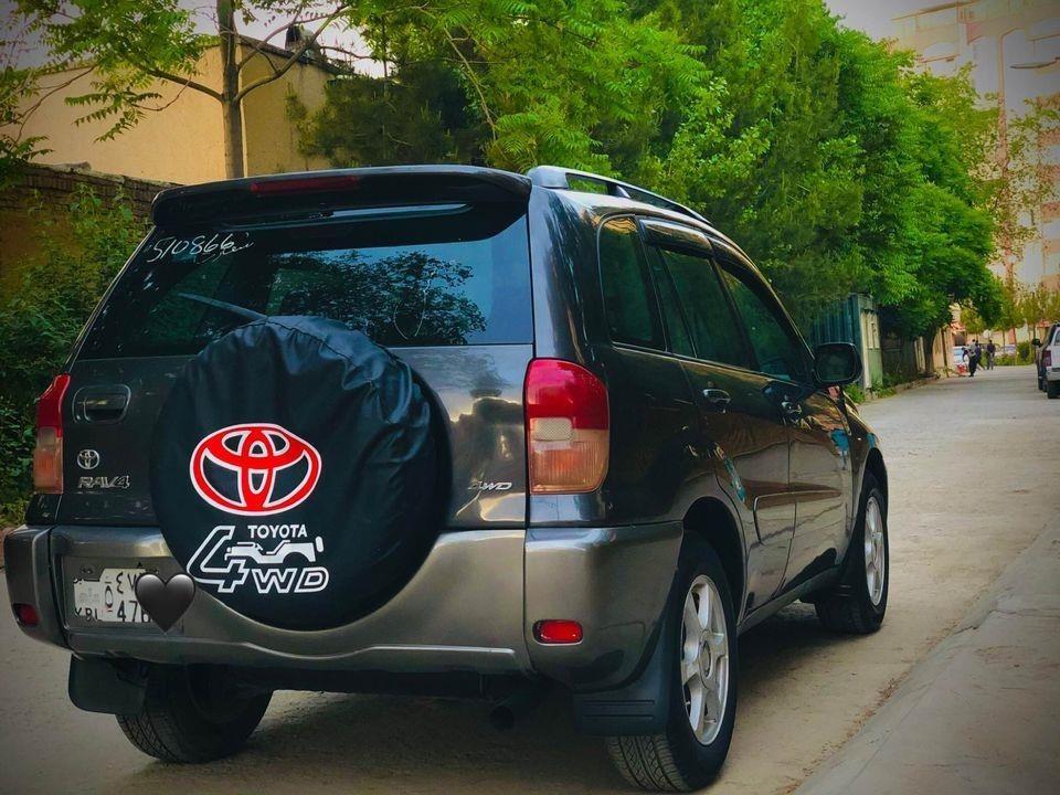 Toyota-Rav4-2003-outomatic