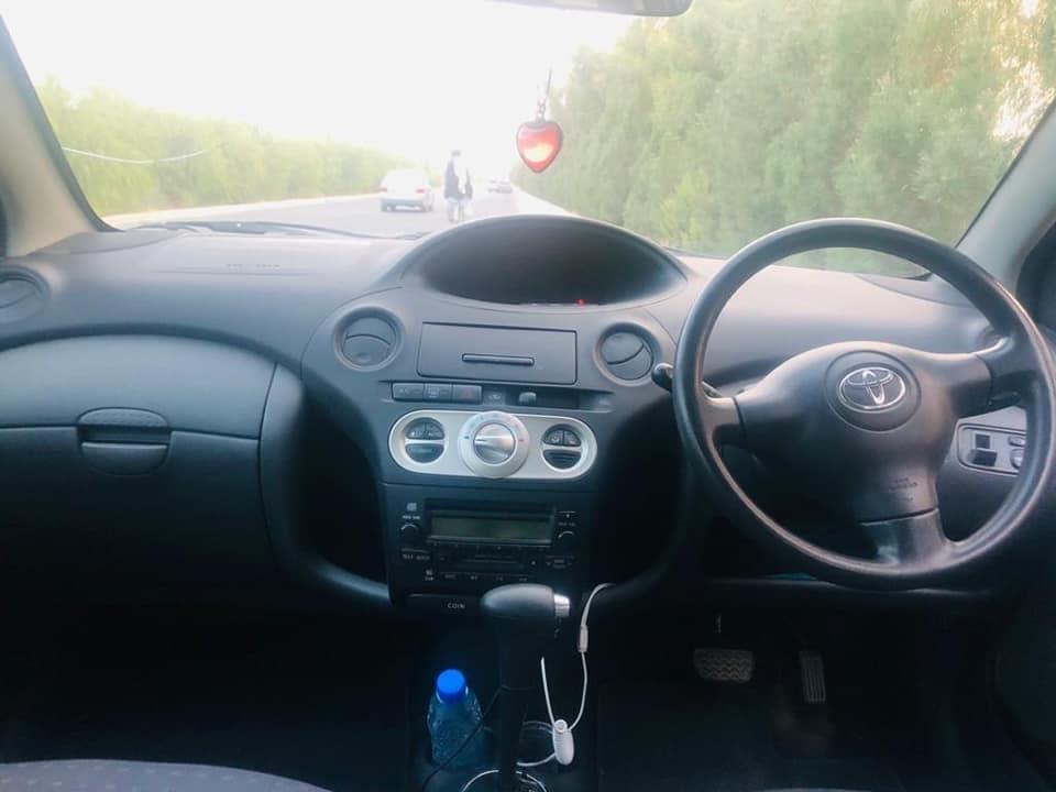 Vitz-2003