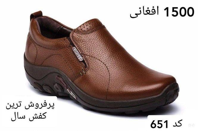 کفش طبی سبک‌و راحت وارد شده از کشور ایران مخصوص آقایانی که پ