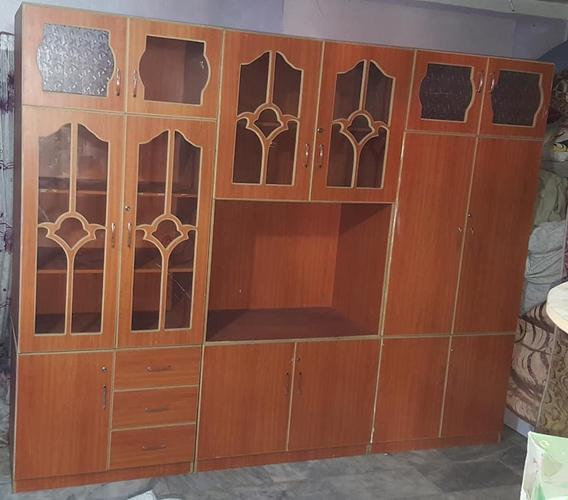 الماری لباس و ظروف در حد نو