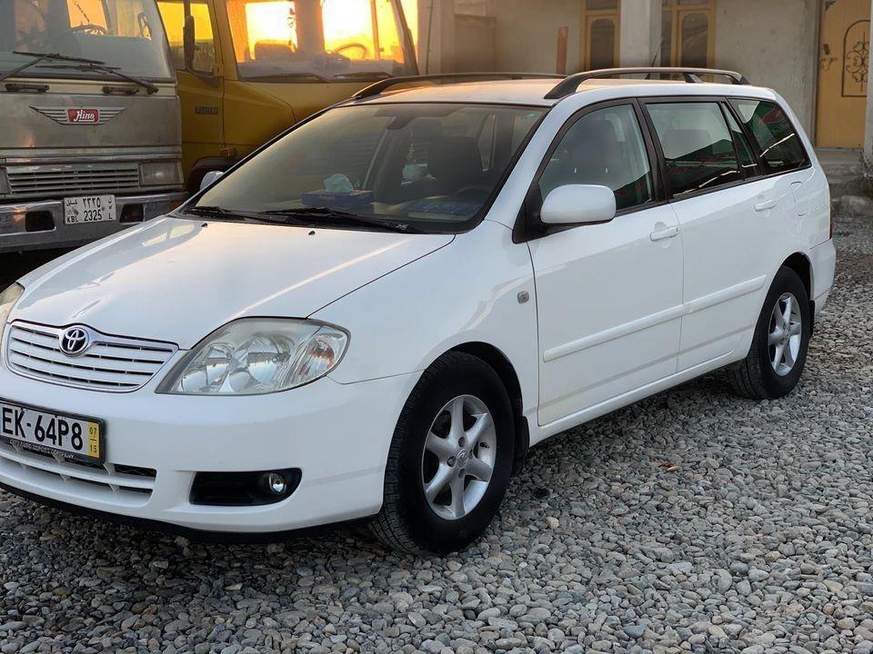 Toyota-fielder-Germany