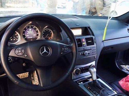 Mercedes-Benz---C300
