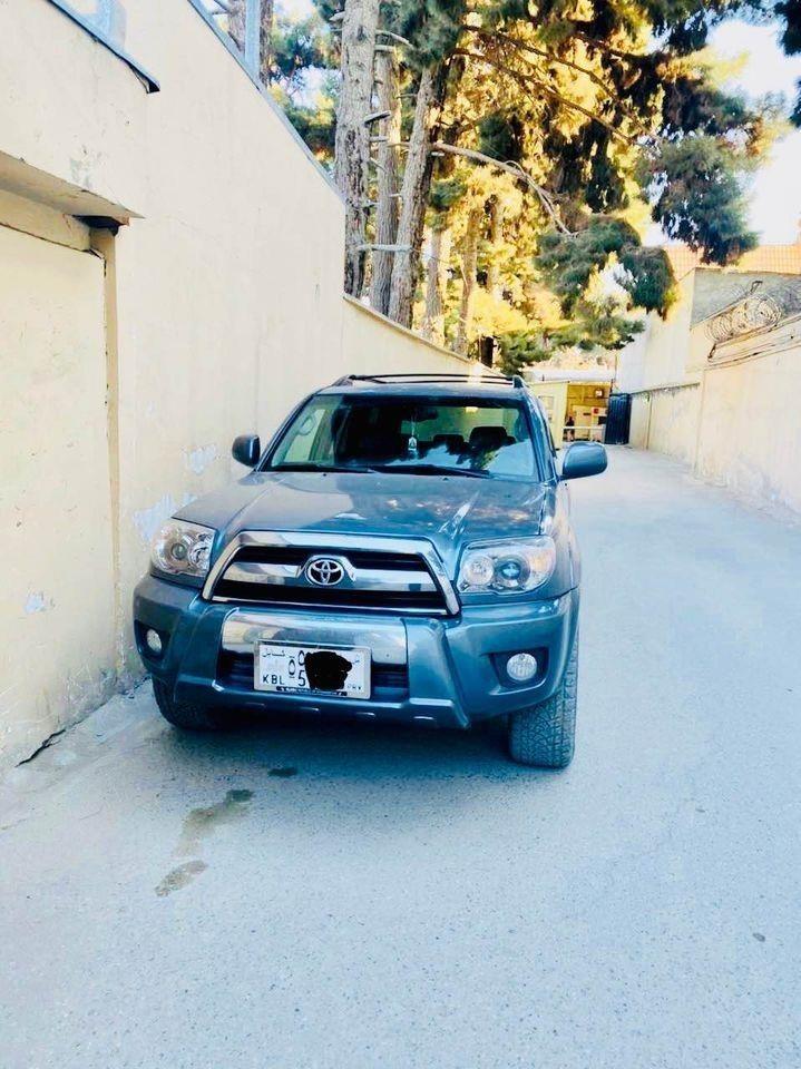 Toyota-4Runner-2005-Limited-Edition-4WD