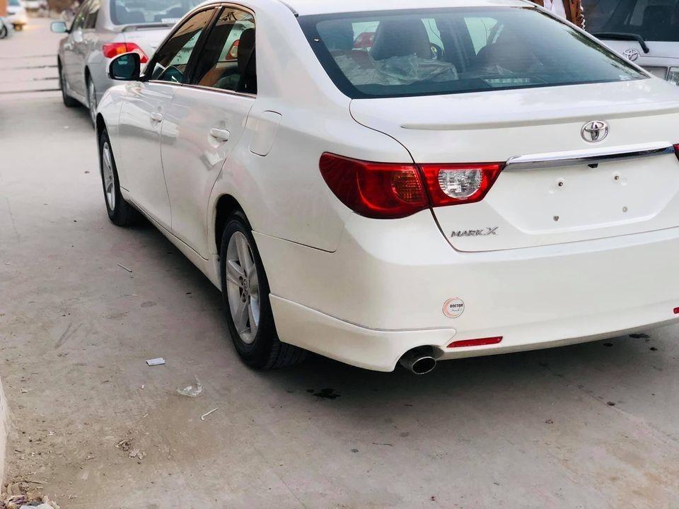 Toyota-mark-x