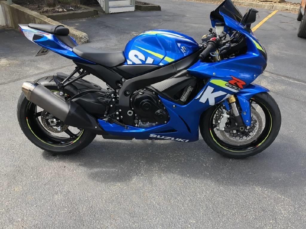2015-suzuki-gsxr-600cc