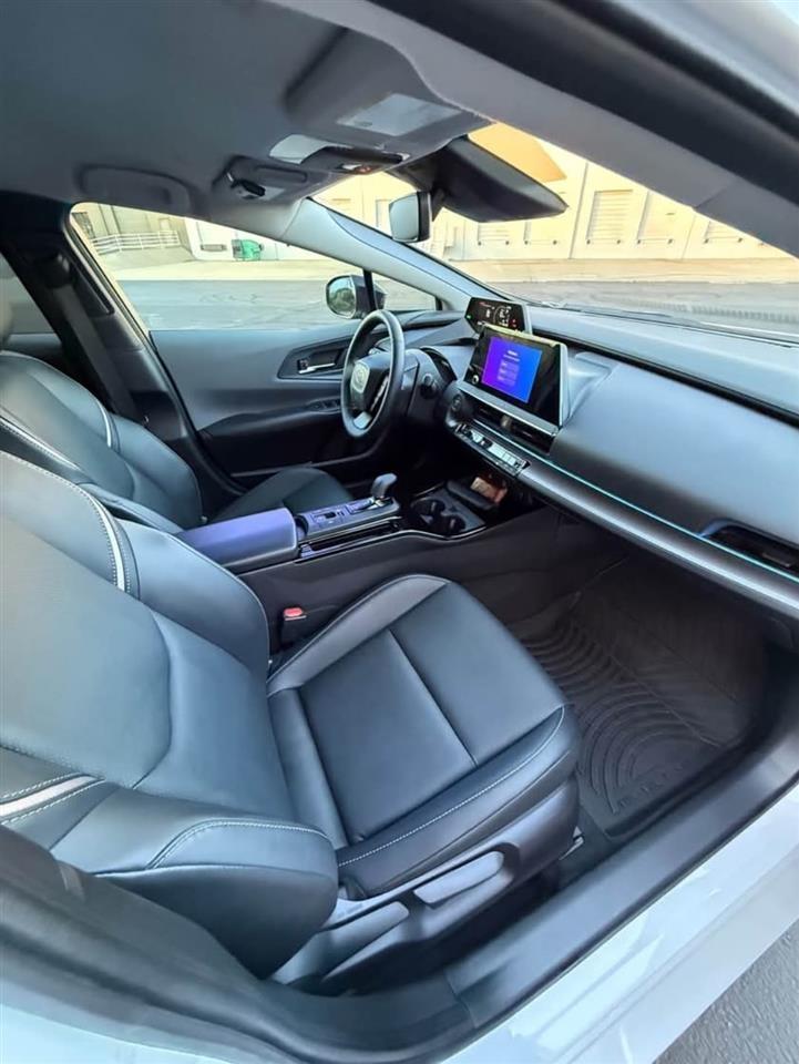 2023-Toyota-Prius---XLE