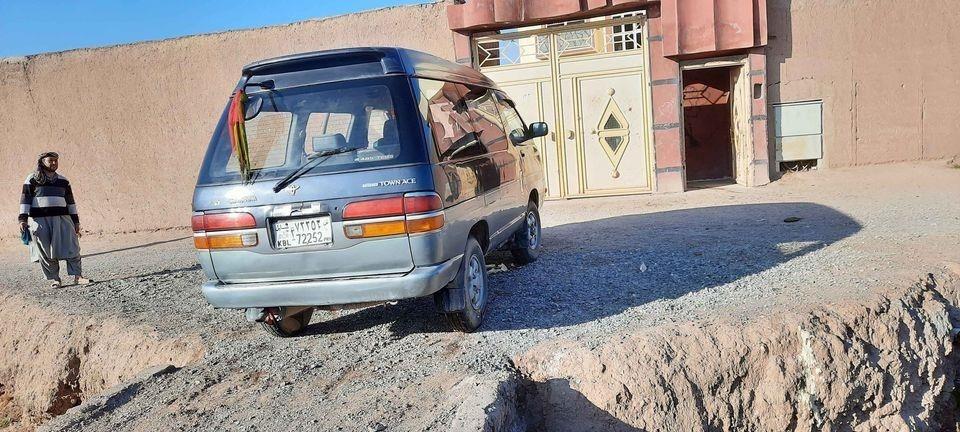 تونس-ثابت-دست-افغانستان