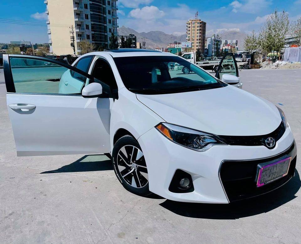 Toyota-Corolla-2014