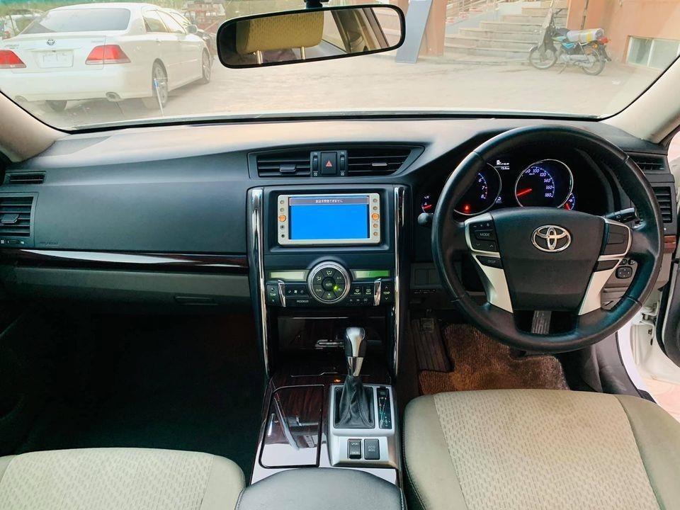 Toyota-Mark-X