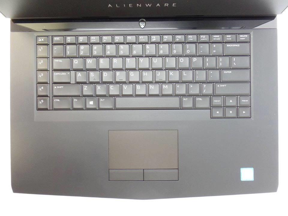 DELL-Alienware-15-R3-Gaming-Laptop