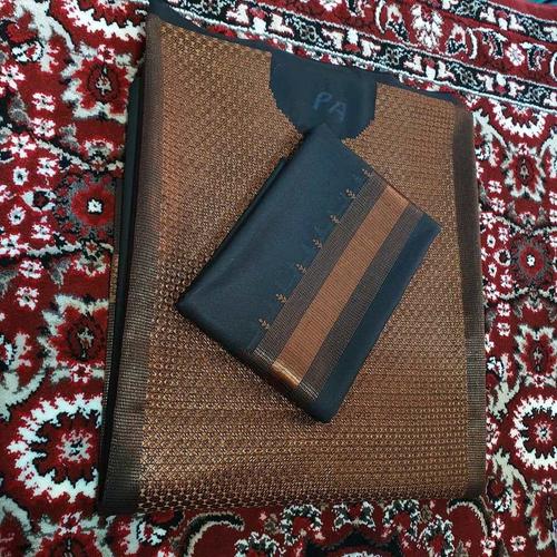 دایی نو جالیب اونتکه توره لاسی ډزینی غاړه دخاص شوقی دپاره