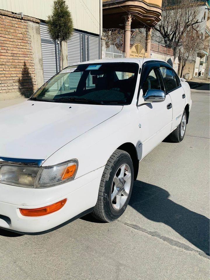 Toyota-corrolla-1995-0766834678