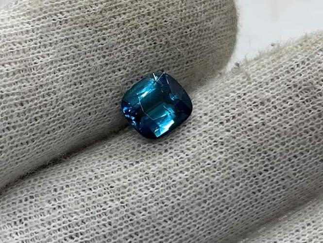 Blue tourmaline from Afghanistan For sale