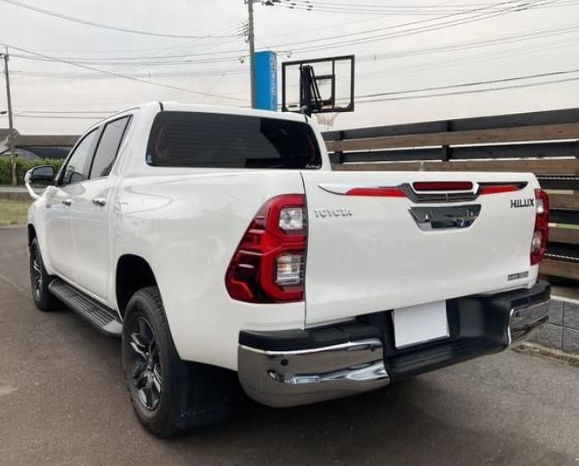 TOYOTA-HILUX-RHD--DOUBLE-CAB--2021-MODEL