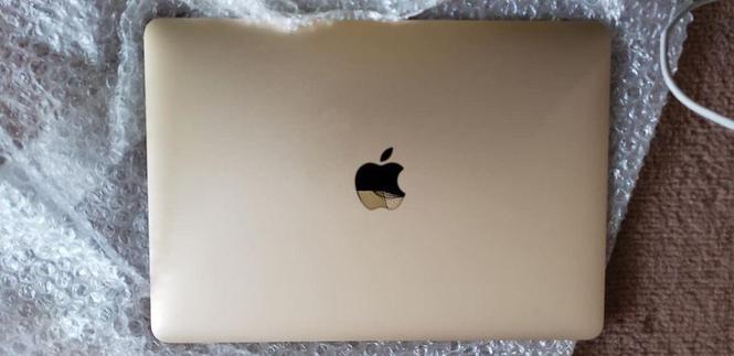 Mac air 2018 cori m 8gb ram 256 ssd retina display 10hour