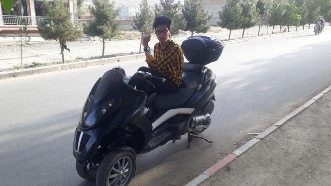 موتر سگل چاپانی ۴۰۰ سیسی مادل ۲۰۱۲ ریز بریک یک کیلی زمانت دک
