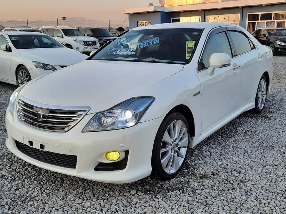 Crown-hybrid-2010-non-used-car