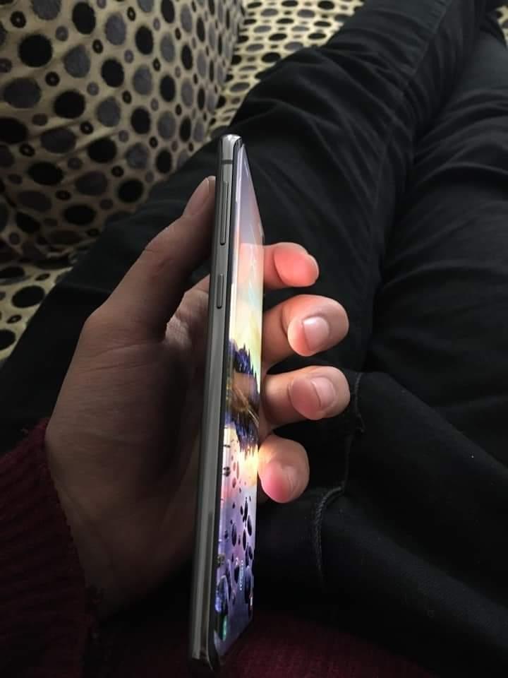 مبایل-samsung-s10
