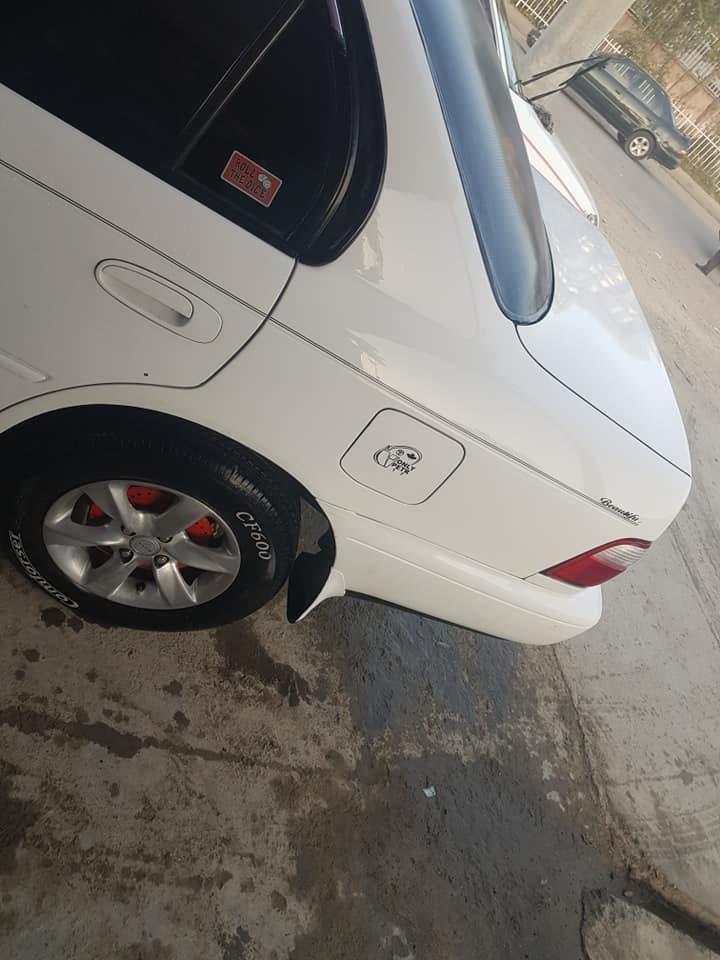 کورولا-کانادای
