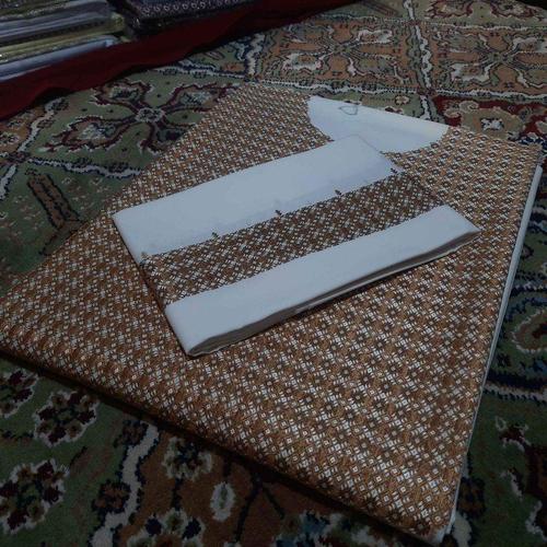 لاسی نوی ډیزین نوکی غاړه