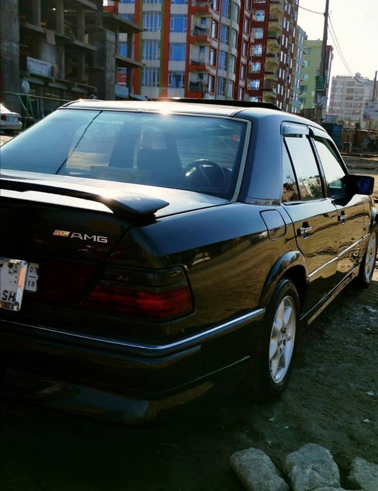 Mercedes-Benz-Germany-w124