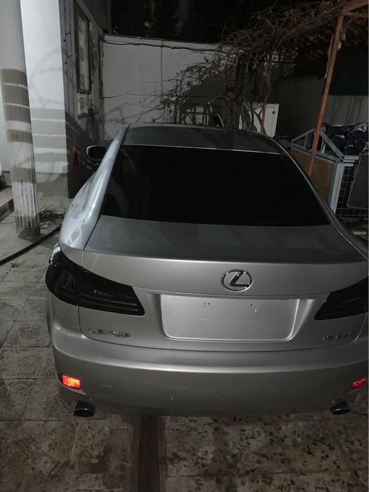 لکسس--IS250