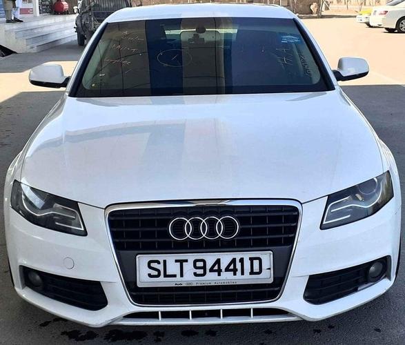 نوی ناوریده Audi tarbo 2011 model ده چلاو په ذمانت دوی کیمری