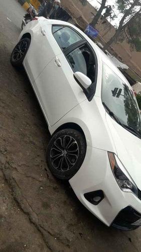کرولا کانادایی LE
