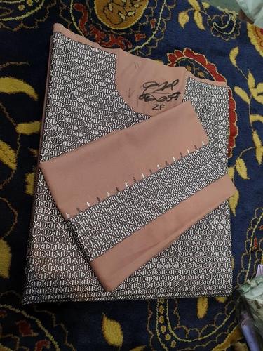 لاسی چارکونجه غاړه په انتکه نوی خامک کی ښایسته رنګ قیمت 1300