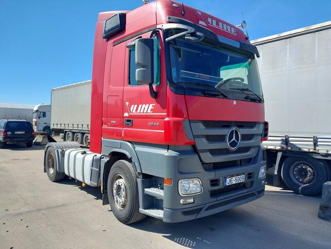 Mercedes-Benz Actros 1844 LS