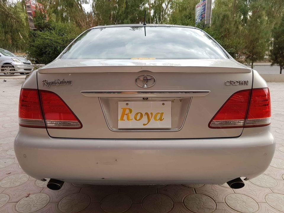 Totyota-Crown-Royal-Saloon