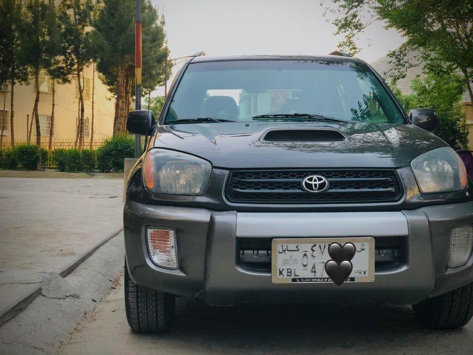 Toyota-Rav4-2003-outomatic