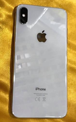 ايفون x 65 GB