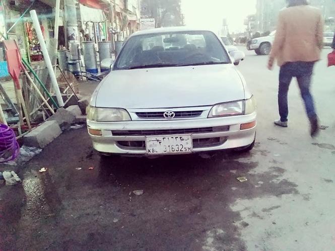 کرولای چنچ بی تکر. ثابت. بدون شاریدگی بریدگی. و غیره. به ض
