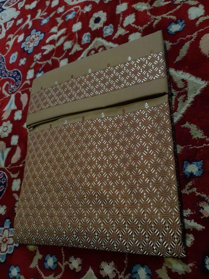 ښایسته-لاسی-غاړه-راغلی-ده