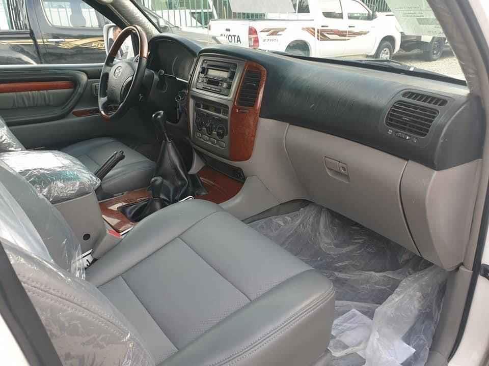 Land-crusier-2005
