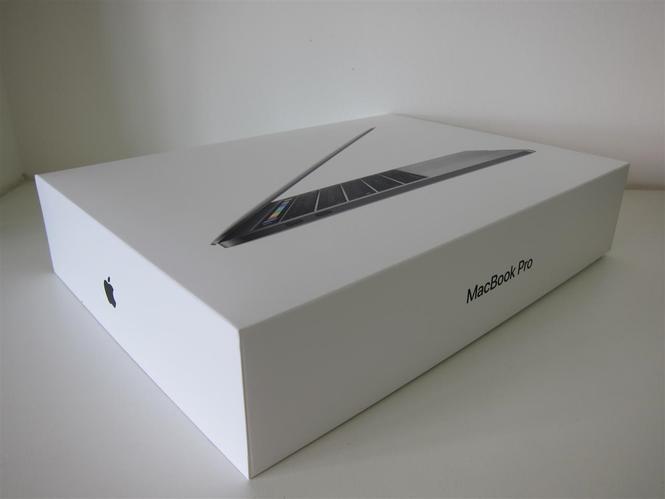 MacBook Pro core i7 2.80 GHZ 15'' 16GB RAM 256GB