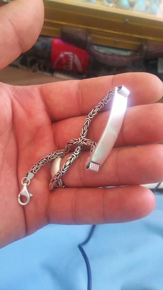 ﺩﺳﺘﺒﻨﺪ-ﻧﻘﺮﻩ-اﻳﺘﺎﻟﻴﺎﻳﻲ-